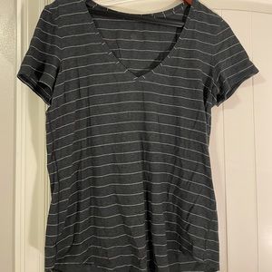 Perfect simple striped tee